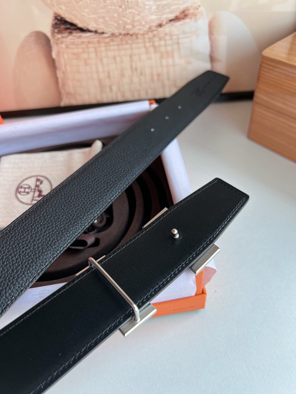 エルメスベルト素材ディテール